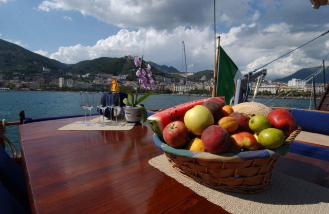  Relájese a bordo de la goleta 